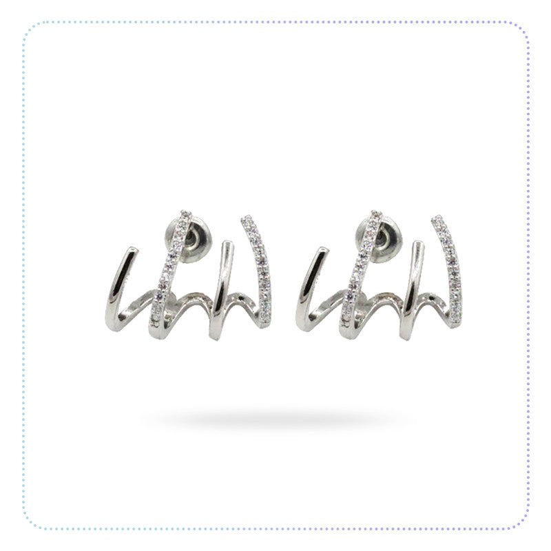 (Fancy) Four Claw Earrings-လက်သည်းပုံ ကျောက်နားကပ်